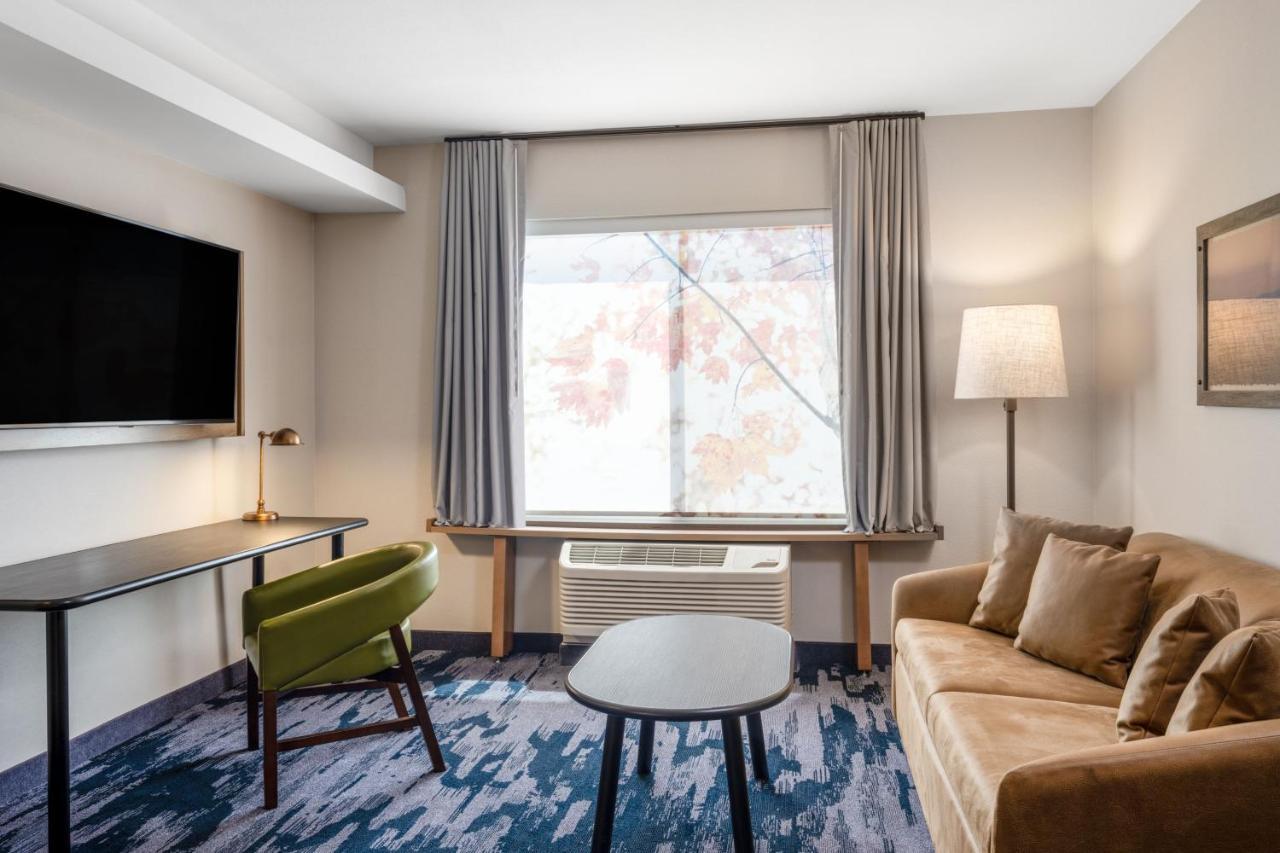 Fairfield Inn & Suites Minneapolis North Brooklyn Center Buitenkant foto