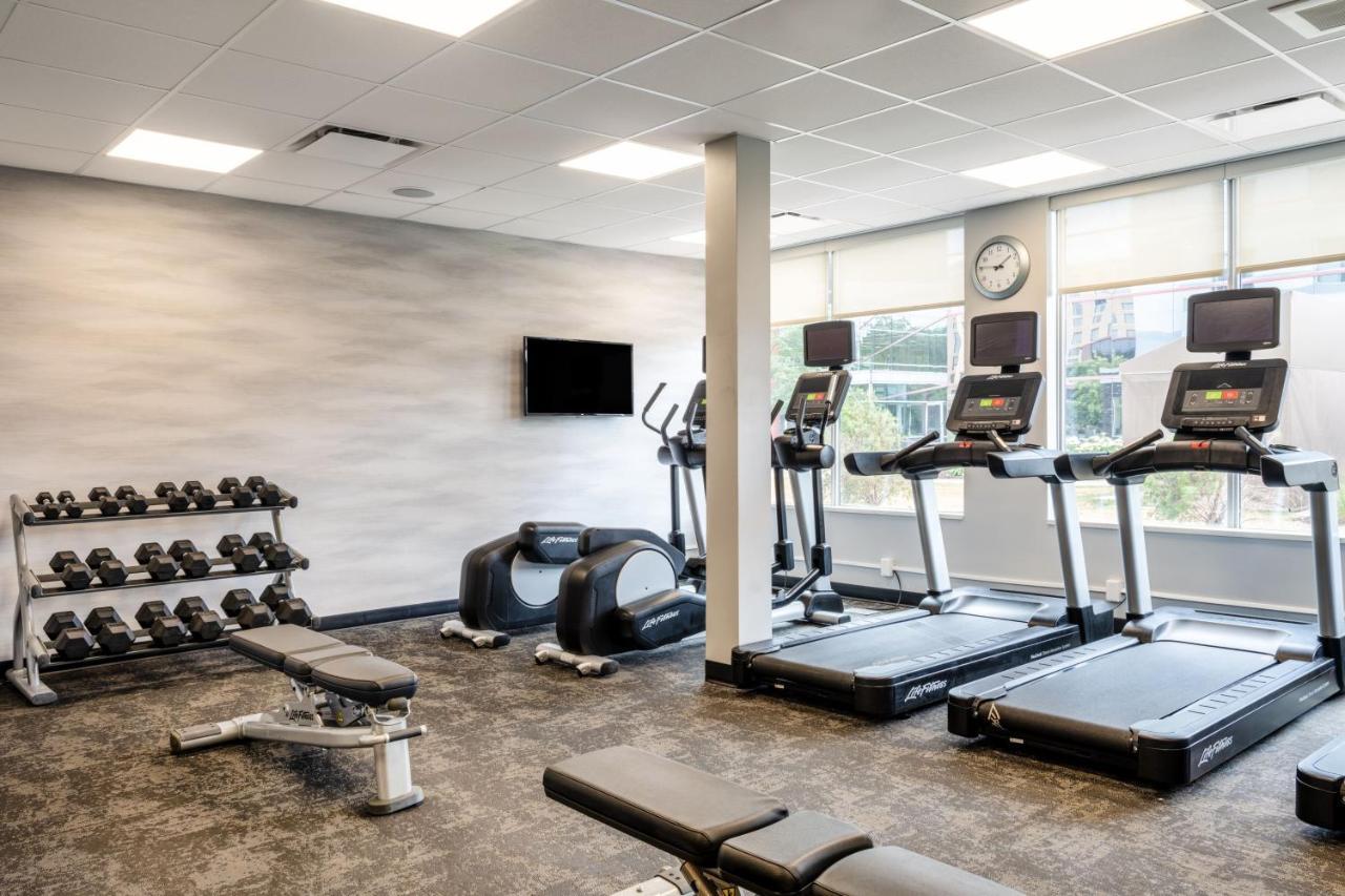 Fairfield Inn & Suites Minneapolis North Brooklyn Center Buitenkant foto